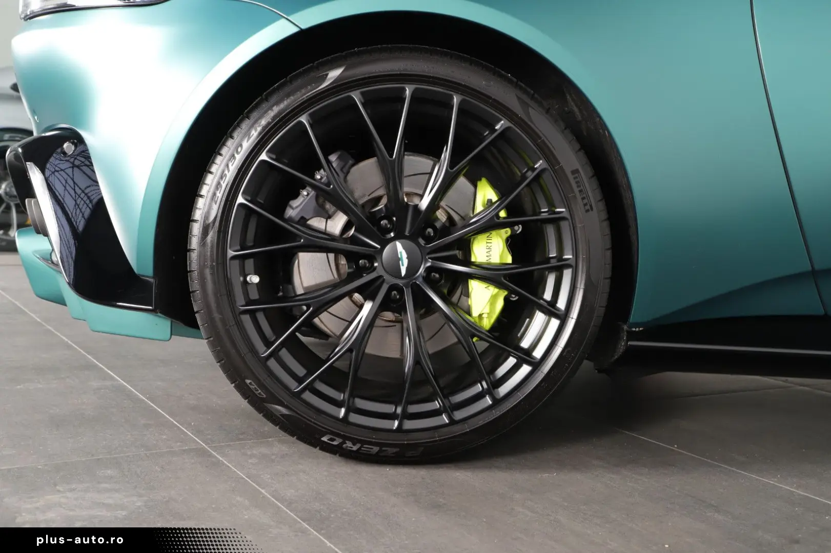 ASTON MARTIN V8 Vantage  F1 SONDERMODELL 1.H