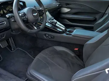 ASTON MARTIN V8 Vantage Coupe