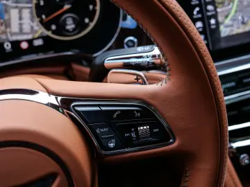 BENTLEY Flying Spur Azure Verdant