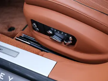 BENTLEY Flying Spur Azure Verdant
