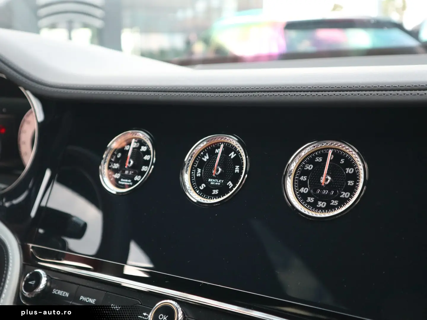 BENTLEY Flying Spur MULLINER V8 Hybrid New Model
