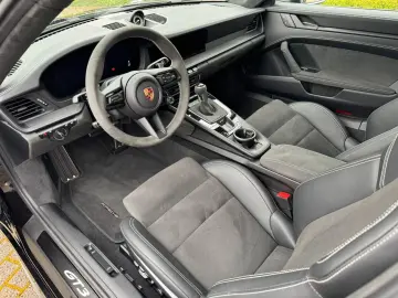 PORSCHE 992.2 GT3 LIFT 18-WEGE BOSE LEDER RACETEX CHRONO
