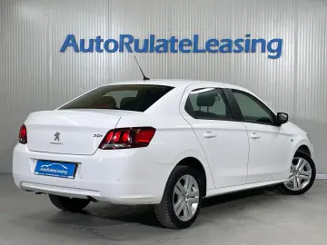 Peugeot 301