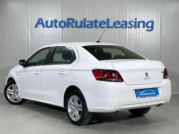 Peugeot 301