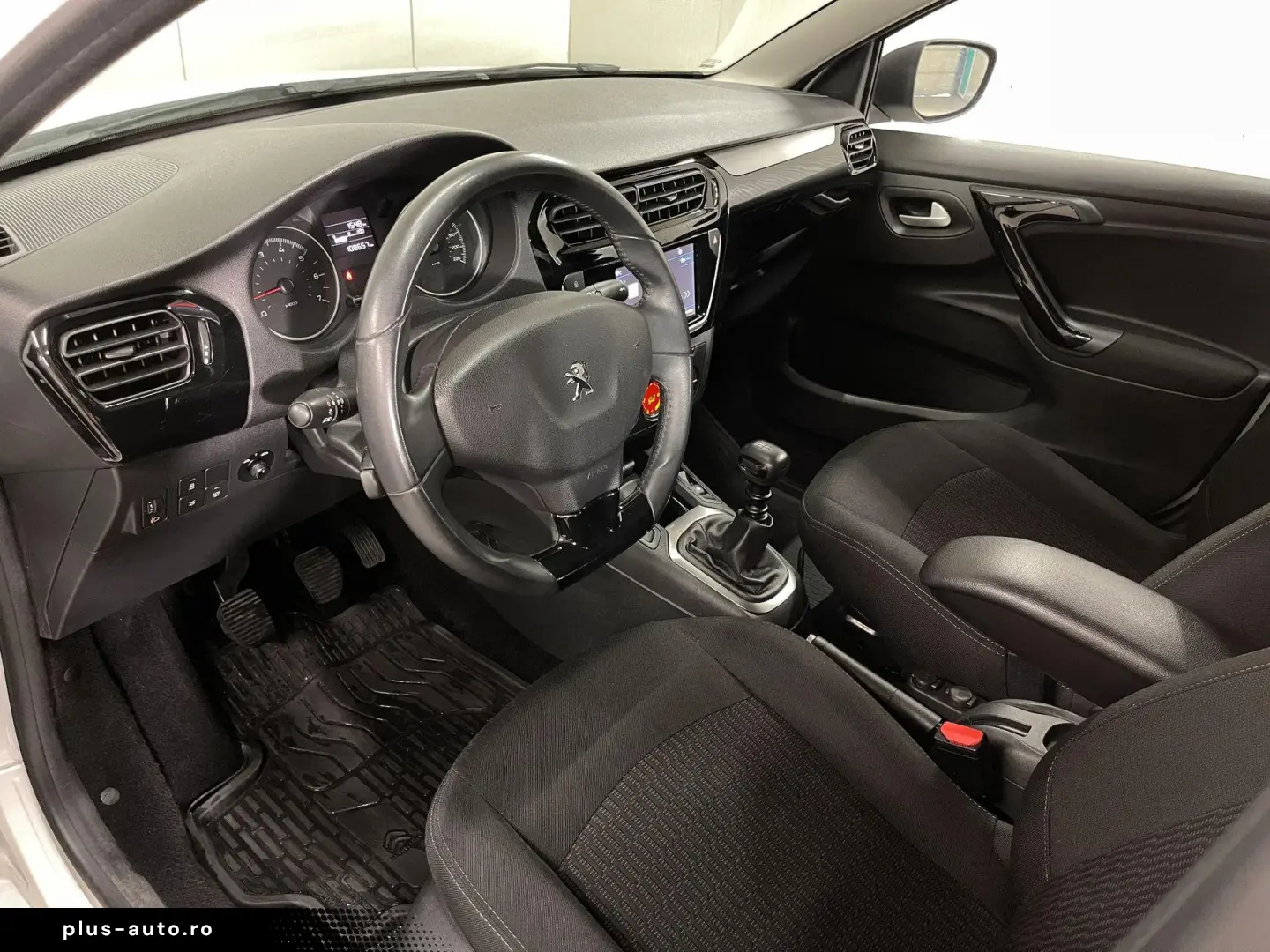 Peugeot 301