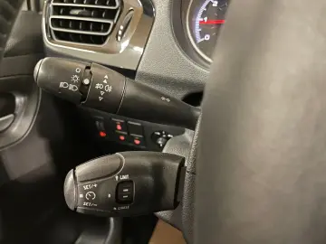 Peugeot 301