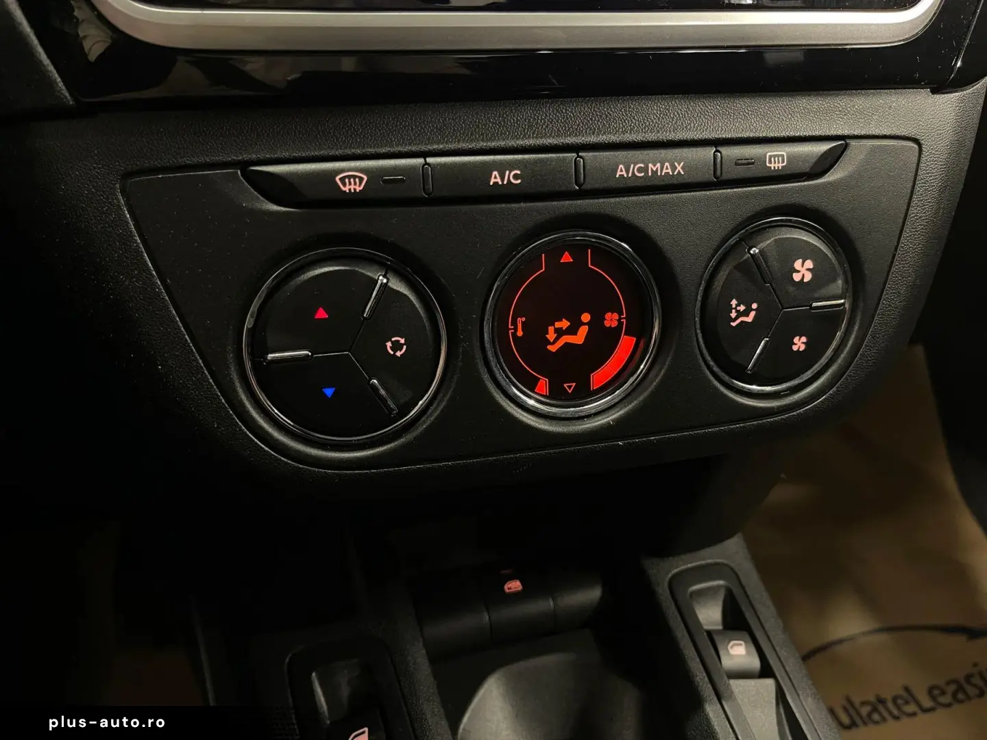 Peugeot 301