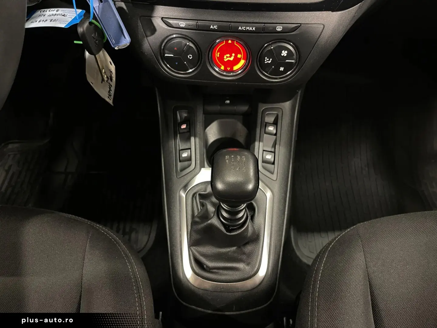 Peugeot 301