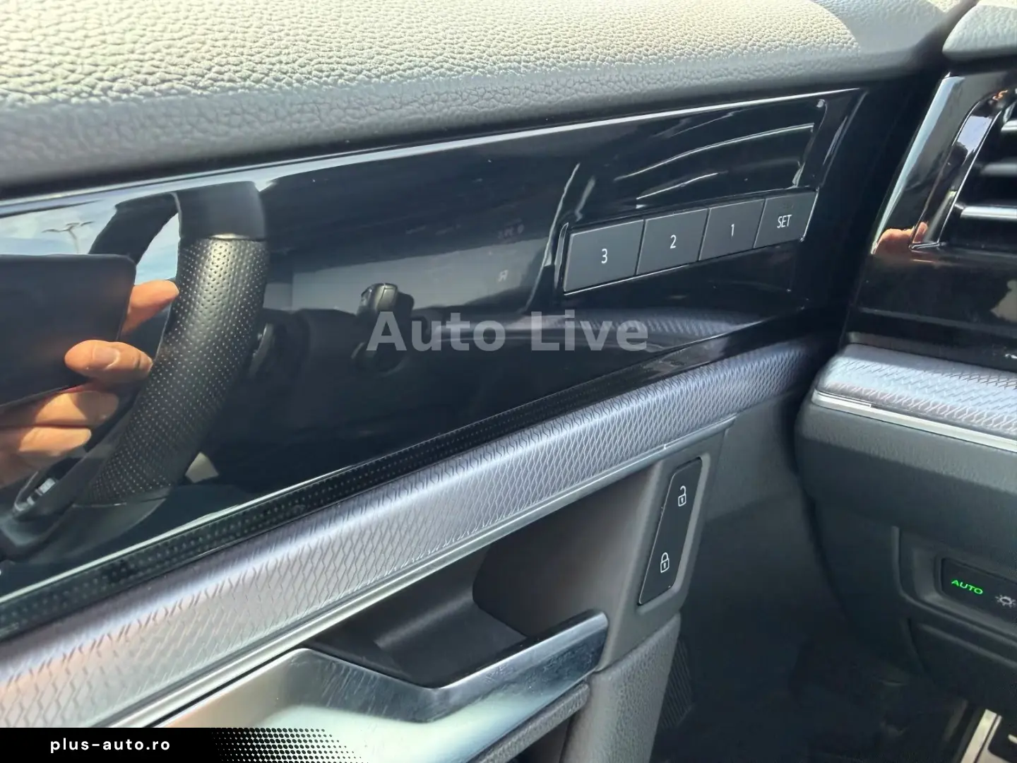 Volkswagen Touareg 3.0 TSI R LINE