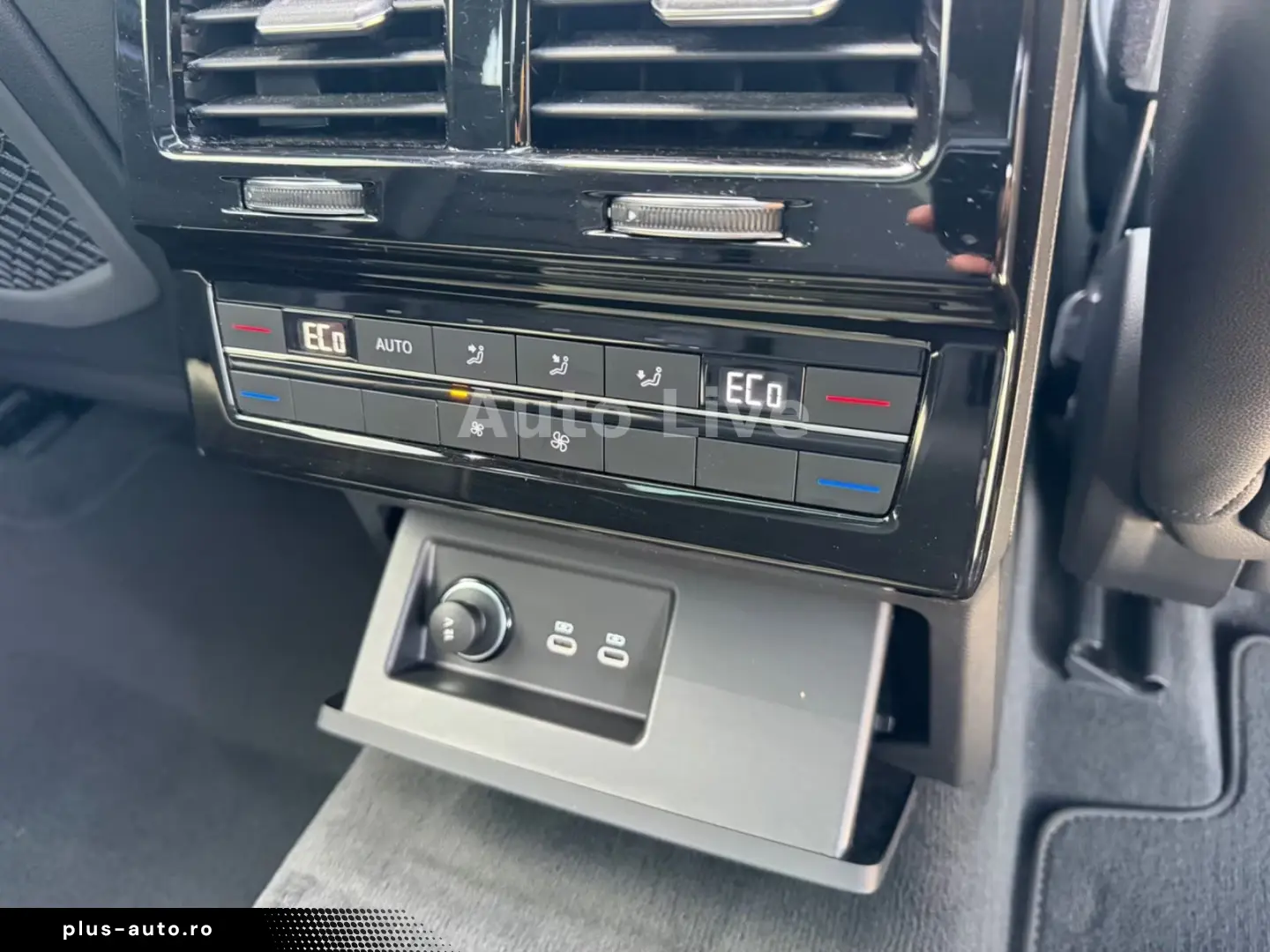 Volkswagen Touareg 3.0 TSI R LINE