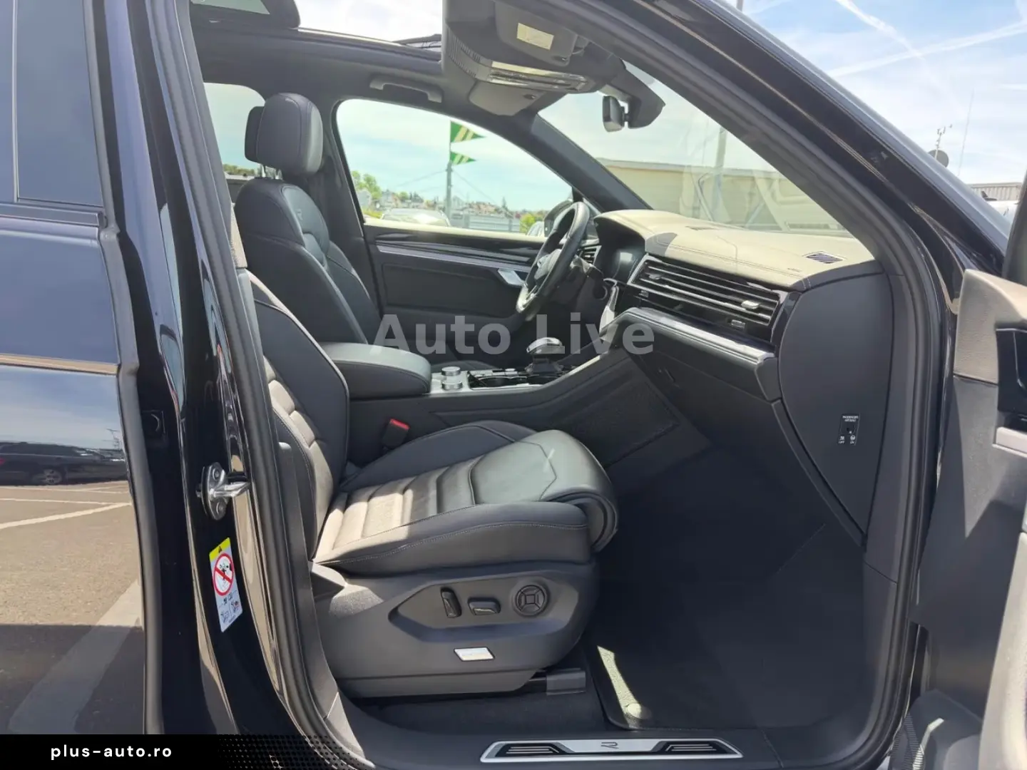 Volkswagen Touareg 3.0 TSI R LINE