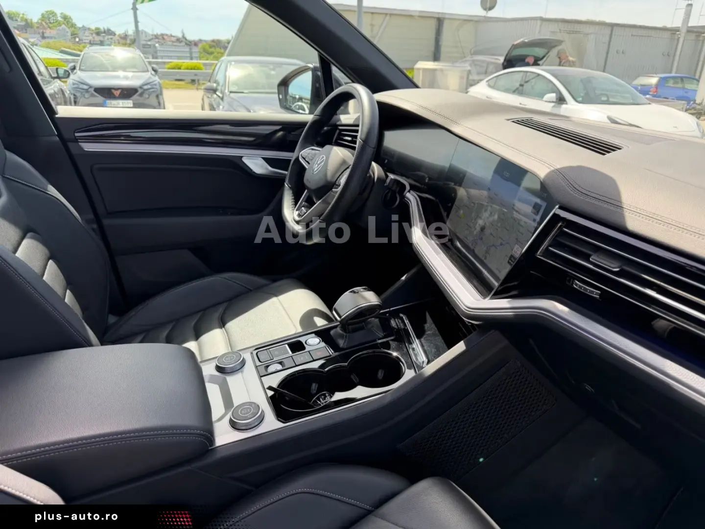 Volkswagen Touareg 3.0 TSI R LINE