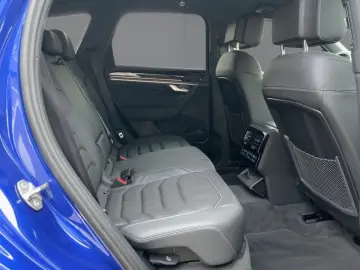 Volkswagen Touareg 3.0 TDI R-LINE HD-MATRIX
