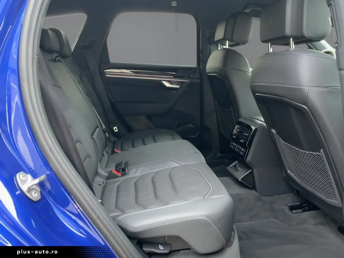 Volkswagen Touareg 3.0 TDI R-LINE HD-MATRIX