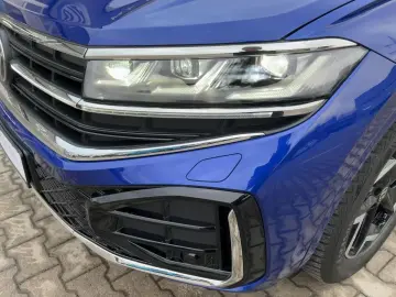 Volkswagen Touareg 3.0 TDI R-LINE HD-MATRIX