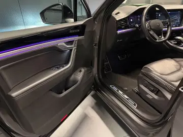 Volkswagen Touareg R-Line 4Mot.