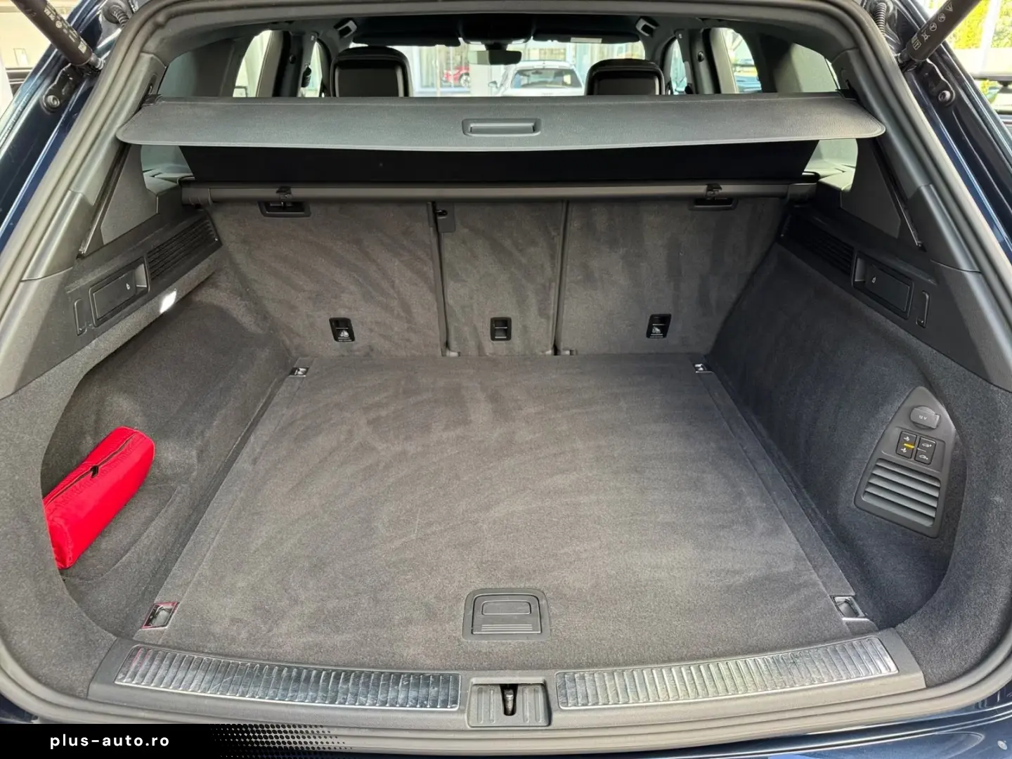 Volkswagen Touareg 3.0 TDI R-Line
