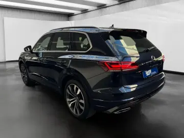 Volkswagen Touareg 3.0 TDI R-Line