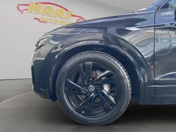 Volkswagen Touareg R-Line 4Motion Panorama