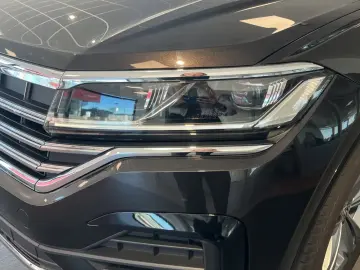 Volkswagen Touareg R-Line 3.0TDI 4Motion Pano