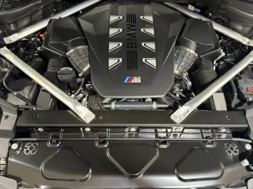 BMW X6 M60i xDrive Standhzg AHK M-Sitze ACC DA-Pro