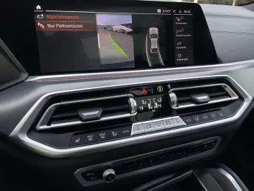 BMW X6 xDrive40i A M-Sport Navi MFL PanoDach Leder S