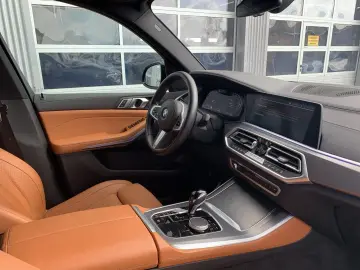 BMW X5 xDrive30d M Sport Laser AHK HUD 360  DA Prof