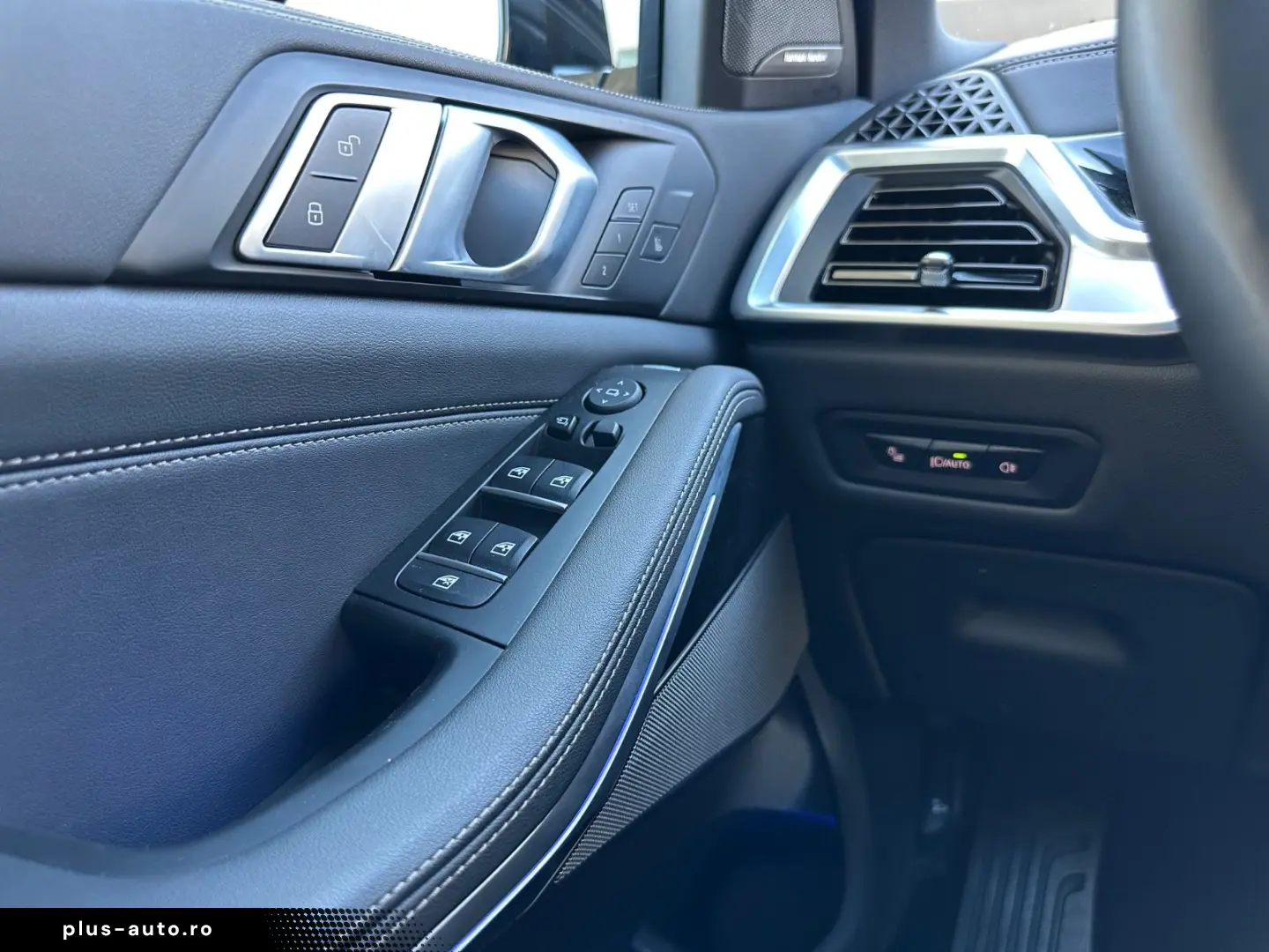 BMW X5 xDrive 30d M Sport Pro Pano   Sitzklima   22