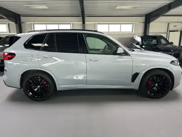 BMW X5 30d M Sport Pro -2Achs-SkyLou-Softcl-22Zo