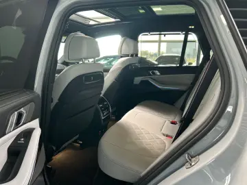 BMW X5 30d M Sport Pro -2Achs-SkyLou-Softcl-22Zo
