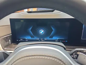 BMW X5 40d xDrive  M-Sport   HUD   AHK   Panorama