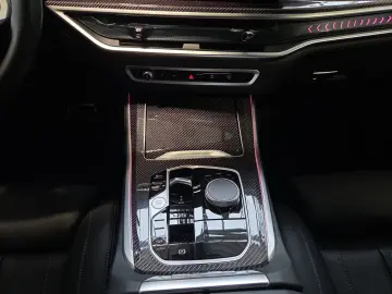 BMW X5 40d xDrive  M-Sport   HUD   AHK   Panorama