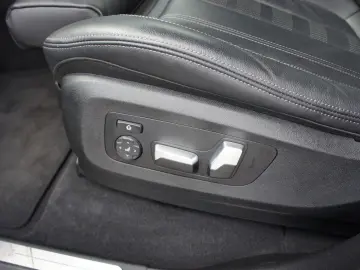 BMW X5 xDrive 30d xLine ACC HUD LEDER 20Z TRITTBRETT
