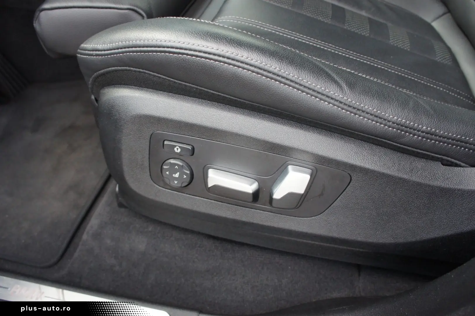 BMW X5 xDrive 30d xLine ACC HUD LEDER 20Z TRITTBRETT