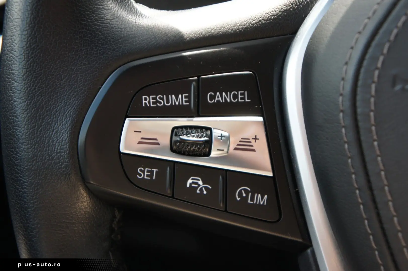 BMW X5 xDrive 30d xLine ACC HUD LEDER 20Z TRITTBRETT