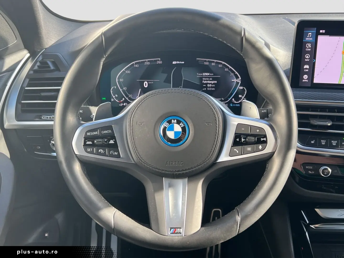 BMW X3 xDrive 30e    M-Sport ACC StHzg AHK HUD