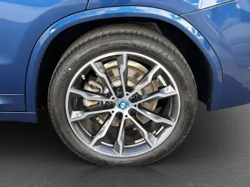 BMW X3 xDrive 30e    M-Sport ACC StHzg AHK HUD