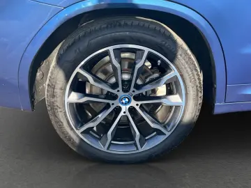 BMW X3 xDrive 30e    M-Sport ACC StHzg AHK HUD