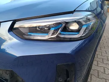 BMW X3 xDrive30i M SPORTPAKET 21 ALU PANORAMA LASERL