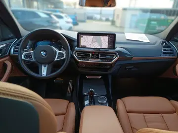 BMW X3 xDrive30i M SPORTPAKET 21 ALU PANORAMA LASERL