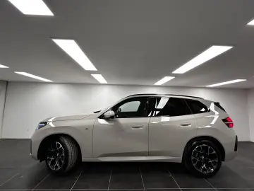 BMW X3 20d xDrive M Sportpaket Harman Kardon Pano. A