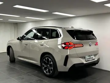 BMW X3 20d xDrive M Sportpaket Harman Kardon Pano. A