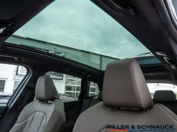 BMW X3 30e xDrive M-Sport NAVI AHK ACC LED PANO 360