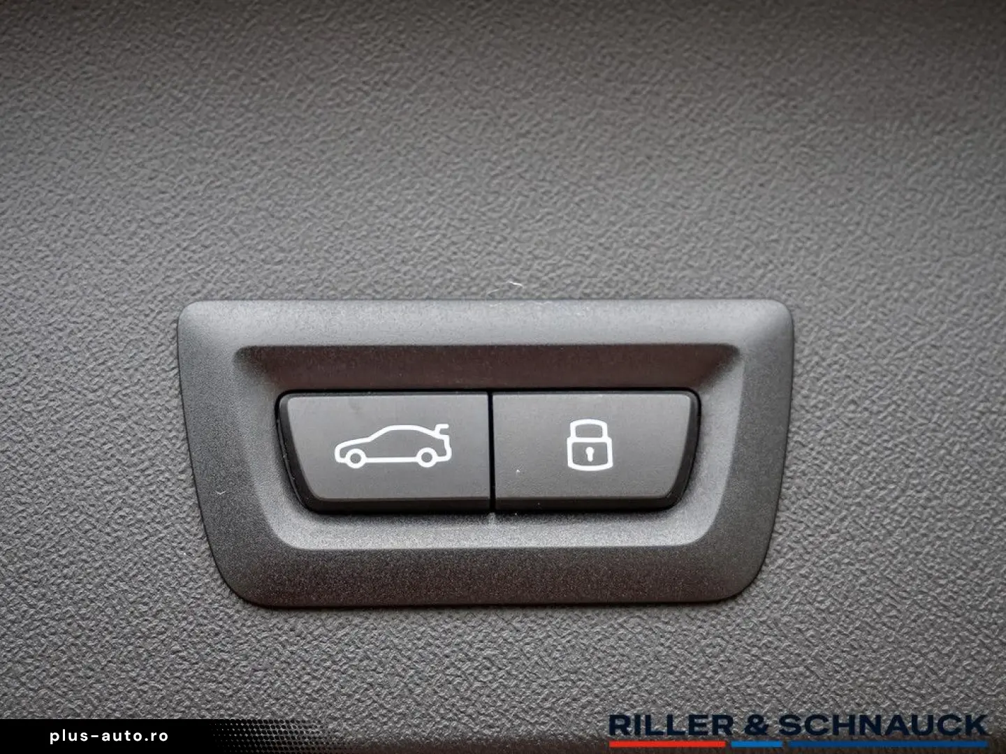 BMW X3 30e xDrive M-Sport NAVI AHK ACC LED PANO 360