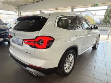 BMW X3 xDrive 30e ACC DAB Park mit 360  3Z Akustik