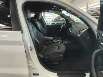 BMW X3 xDrive 30e ACC DAB Park mit 360  3Z Akustik