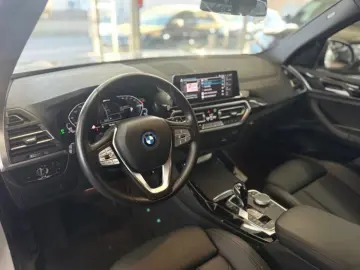 BMW X3 xDrive 30e ACC DAB Park mit 360  3Z Akustik