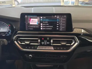 BMW X3 xDrive 30e ACC DAB Park mit 360  3Z Akustik