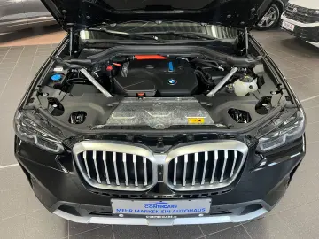 BMW X3 xD 30e DAB Park Plus LED mit Kurvenlicht