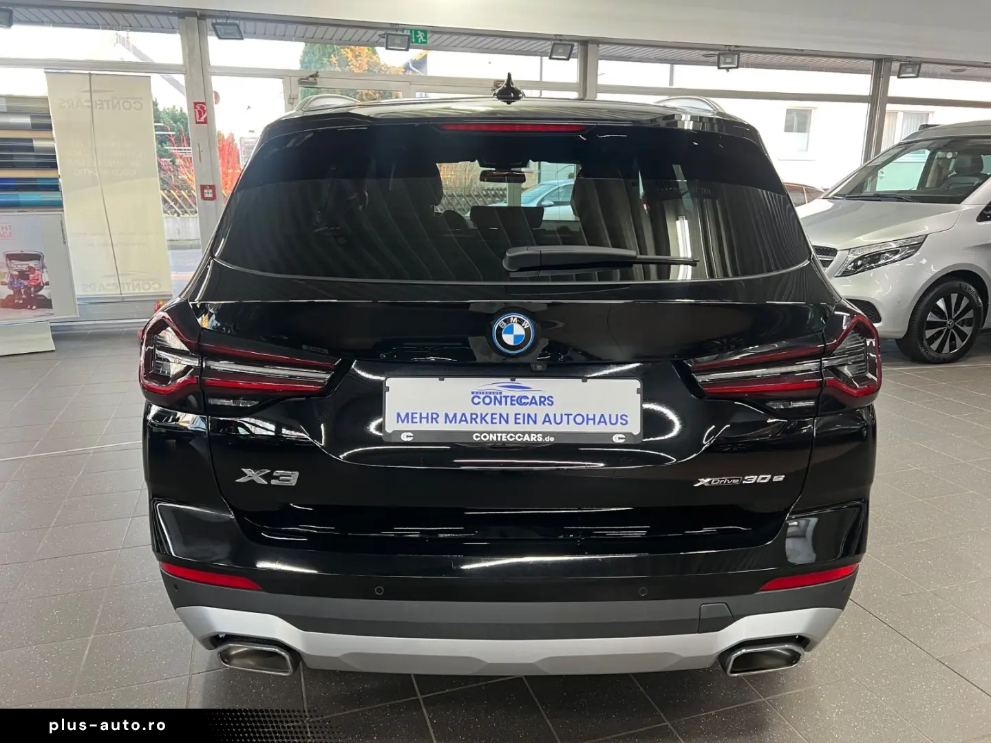 BMW X3 xD 30e DAB Park Plus LED mit Kurvenlicht